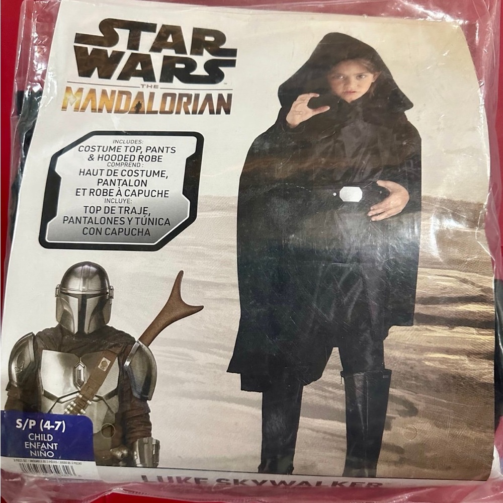 Star Wars Boys Luke Skywalker Costume size small (4-7)